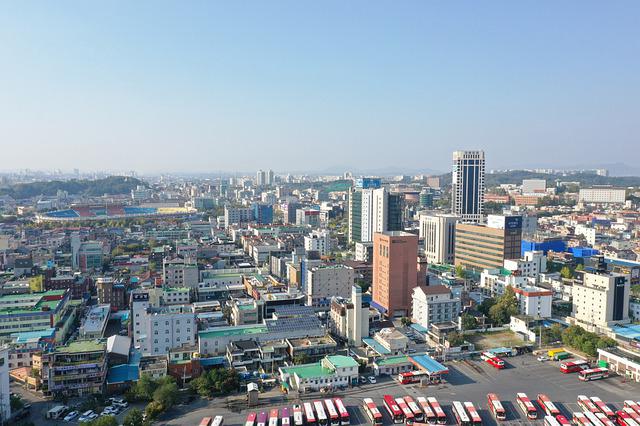 匯泉翻譯官：深圳翻譯公司  (1).jpg