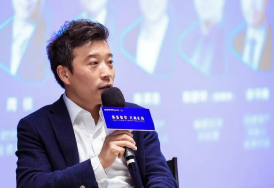 深圳汇泉翻译官助力2018全球量化金融峰会，为大会提供同声传译翻译服务！