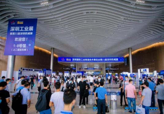 深圳汇泉翻译官助力2019深圳国际机器人及工厂智能化展会，为大会提供同声传译翻译服务！